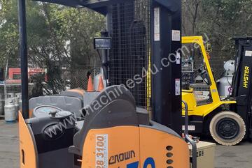 ACTIVE FORKLIFTS - crown single deep high reach truck 2016 model 1.8 ton 8150mm lift height side shi ACTIVE FORKLIFTS - crown single deep high reach truck 2016 model 1.8 ton 8150mm lift height side shi
