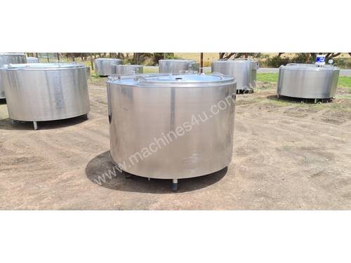 1,550lt STAINLESS STEEL TANK, MILK VAT