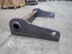 BRACKETS - MANITOU TELEHANDLER (UNUSED) - picture1' - Click to enlarge