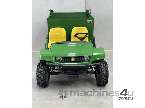 John Deere TX Turf Gator Utility Vehicle