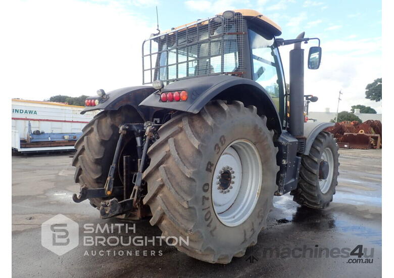 Used JCB FASTRAC 7230 4X4 TRACTOR Tractor Parts in , Listed on Machines4u