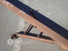 3 POINT LINKAGE LIFTING JIB - picture2' - Click to enlarge