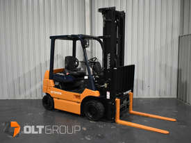 Toyota 7FB25 2.5 Tonne Electric Forklift 6000mm Mast with Sideshift and Fork Positioner 2881 Hours - picture2' - Click to enlarge