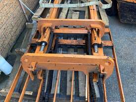 Forklift Masts 2 and 3 stage  - picture0' - Click to enlarge