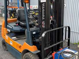 Used Toyota 7FB25 Forklift For Sale - picture0' - Click to enlarge