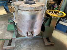 Major Gas Furnace with tilting, with crucible. - picture0' - Click to enlarge