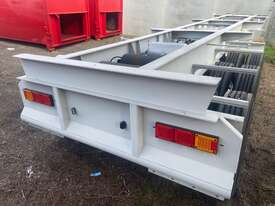 Panus Tri-Axle Skel Trailer for Waste Collection, Container Freight, Flat Trays - picture1' - Click to enlarge