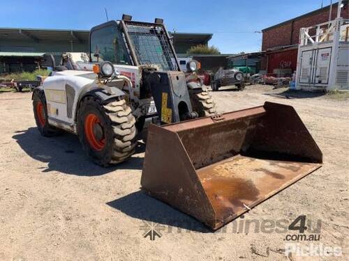 2008 Bobcat T2250