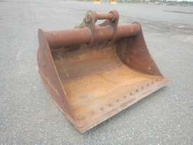 2000mm Mud Bucket to suit Excavator - picture0' - Click to enlarge