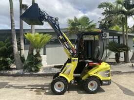 Hyload WTL25 Articulated mini Loader Telescopic Boom  - picture0' - Click to enlarge