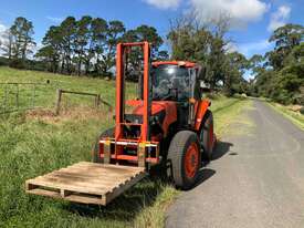 kubota M8540 Tractor Forklift - picture0' - Click to enlarge