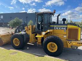 Loader John Deere 644K 2013 11103 hours 232HP - picture2' - Click to enlarge