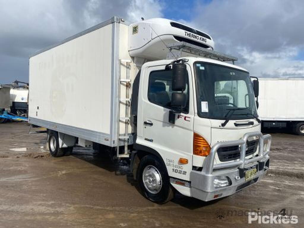 Buy Used Hino FC 500 1022 Tautliner Truck in , - Listed on Machines4u