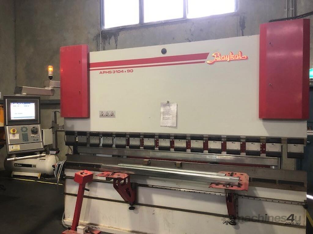 Used baykal APHS3104x90 Hydraulic Press Brake in MORDIALLOC, VIC