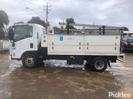 2010 Isuzu NPR 300 MWB - picture1' - Click to enlarge