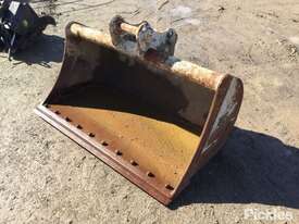 ABS 1500mm Mud Bucket To Suit Excavator. Centre: 300mm, Pin: 55mm, Ears: 200mm ,Serial No: N/V - picture0' - Click to enlarge