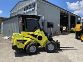 New Articulated Mini Loader WTL30 - picture0' - Click to enlarge