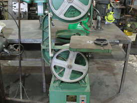 Foremost UP14 Woodworking Vertical Bandsaw  - picture2' - Click to enlarge