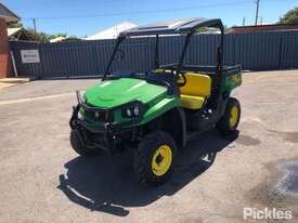 2019 John Deere XUV560E - picture0' - Click to enlarge