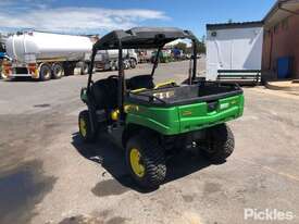 2019 John Deere XUV560E - picture2' - Click to enlarge