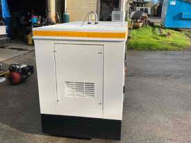 Generator Yanmar 12.5 kva - picture1' - Click to enlarge