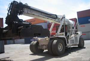 Valmet - SISU RSD132 Valmet - Sydney Forklifts - (PS104) 40 Ton Lift.