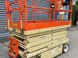 Used JLG 26ft Electric Scissor lift - picture2' - Click to enlarge