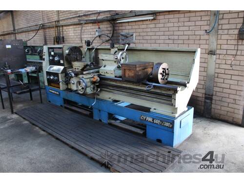 YUNNAN HORIZONTAL LATHE