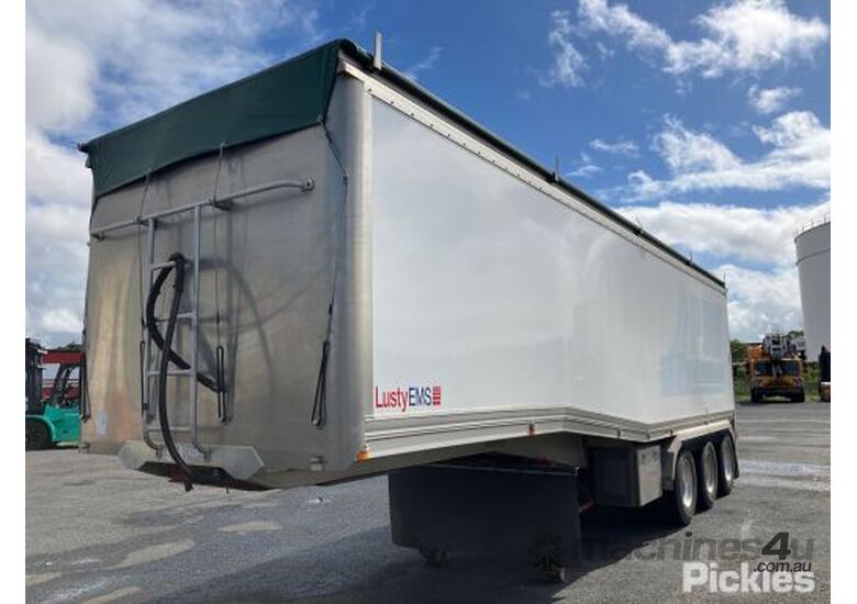 Buy Used lusty ems TRI Tipping Trailers in , - Listed on Machines4u