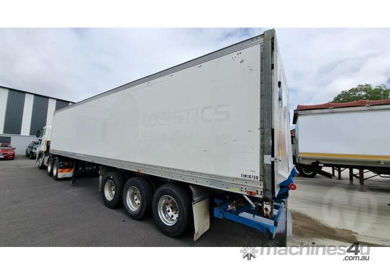 Buy Used maxi trans ST3 Tautliner Trailer in , - Listed on Machines4u