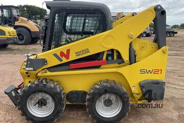   Wacker Neuson SW21 Skid Steer