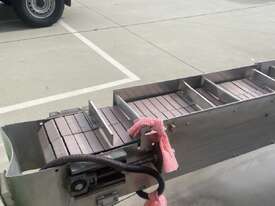 Horizontal Auto End Load Cartoner - picture0' - Click to enlarge