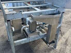 JP220 - picture1' - Click to enlarge