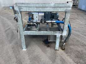 JP220 - picture2' - Click to enlarge