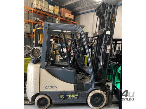 Crown Forklift 