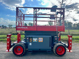 Skyjack SJ6832 Scissor Lift Access & Height Safety - picture0' - Click to enlarge