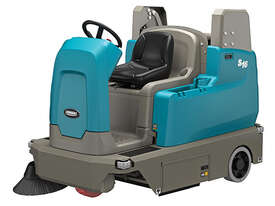 TENNANT - S16 Battery-Powered Compact Ride-On Sweeper - Hire - picture1' - Click to enlarge