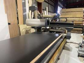 Used CNC Router  - picture0' - Click to enlarge