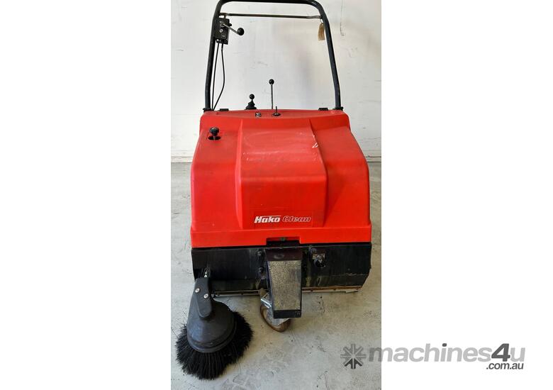 Hako Hamster 700 walk behind sweeper