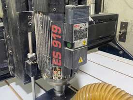 Used Tekcel CNC Router - picture2' - Click to enlarge