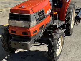 Kubota GL 25 Sunshine GRANDELL Tractor  - picture0' - Click to enlarge