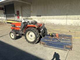 Kubota GL 25 Sunshine GRANDELL Tractor  - picture2' - Click to enlarge