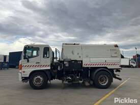 2009 Hino FG1J 1527 Street Sweeper (Dual Control) - picture2' - Click to enlarge