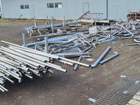 assorted stainless steel pipe - various sizes - picture1' - Click to enlarge