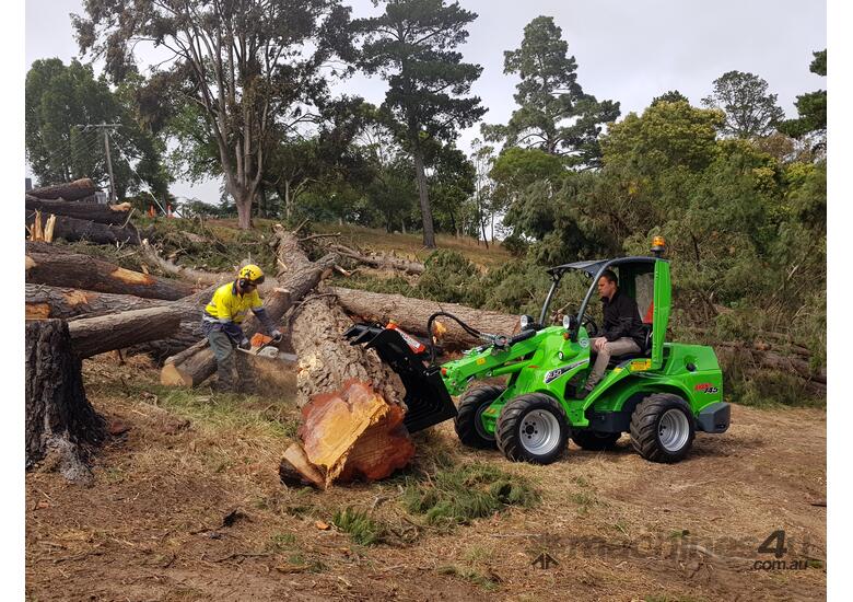 Avant 745 ArborPro Articulated Mini Loader w Log Grab