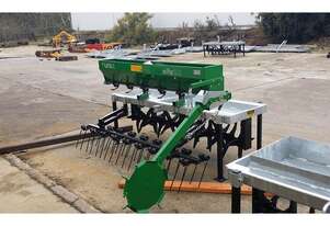 UNIA ALFA 240 30 OUTLET SEED BOX (4.0M)