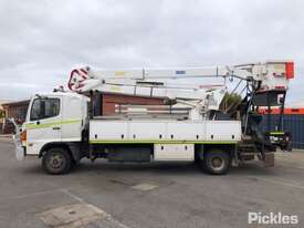 2004 Hino FD1J EWP Day Cab - picture2' - Click to enlarge