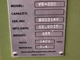 Hafco Band Saw - Model V B-300 - 240 Volt - picture2' - Click to enlarge