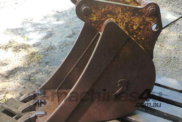 3-7 ton (45, 38mm pin) 450mm Jaws Excavator & Backhoe GP Digging & Trenching Bucket 3-7 ton (45, 38mm pin) 450mm Jaws Excavator & Backhoe GP Digging & Trenching Bucket