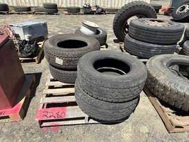 4 x LT255 70 R16 Bridgestone Dueler Tyres - picture2' - Click to enlarge